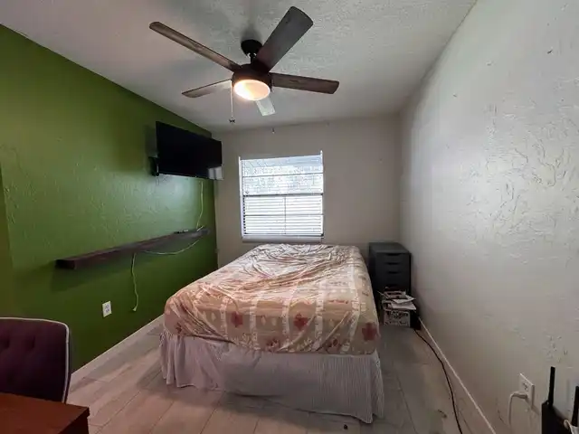 Listing Photo 14