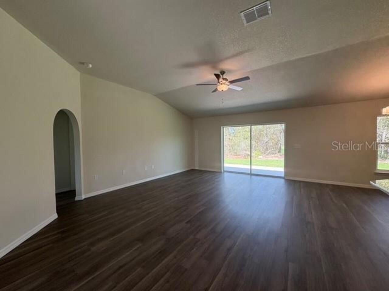Listing Photo 13