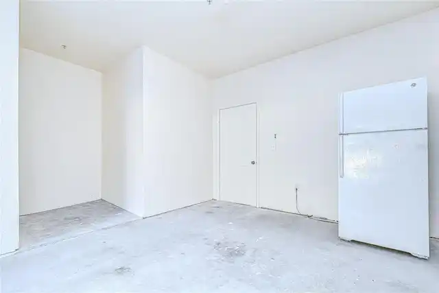 Listing Photo 22