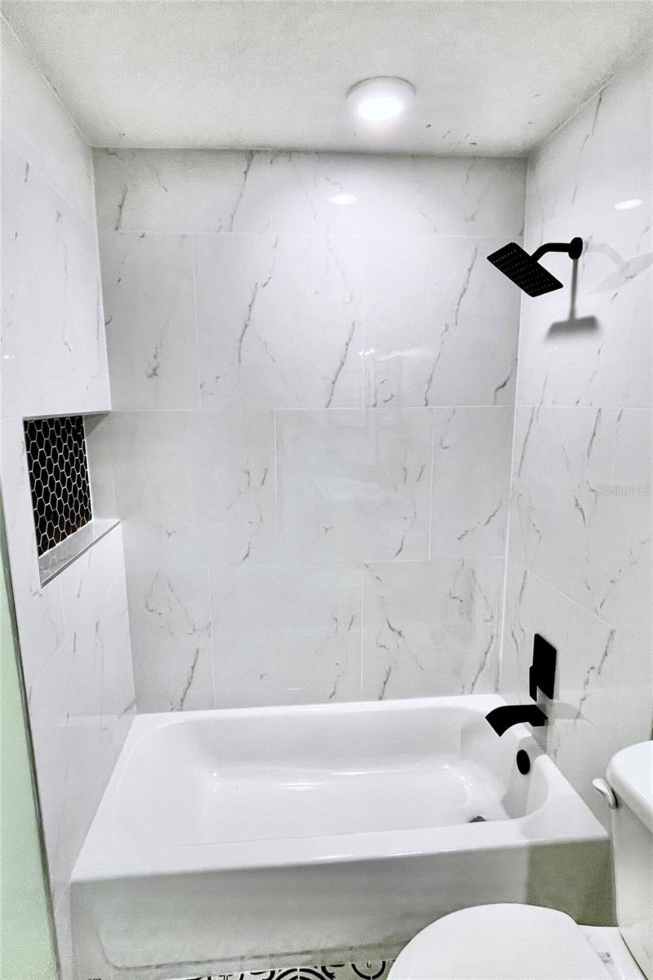 Listing Photo 34