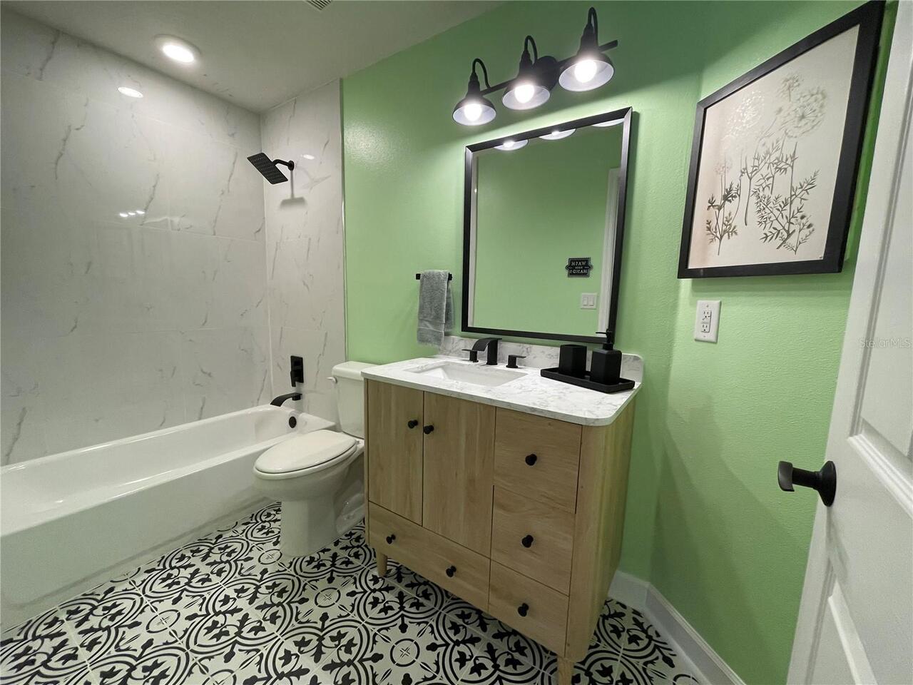 Listing Photo 35