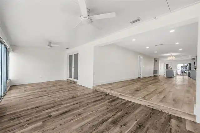Listing Photo 31