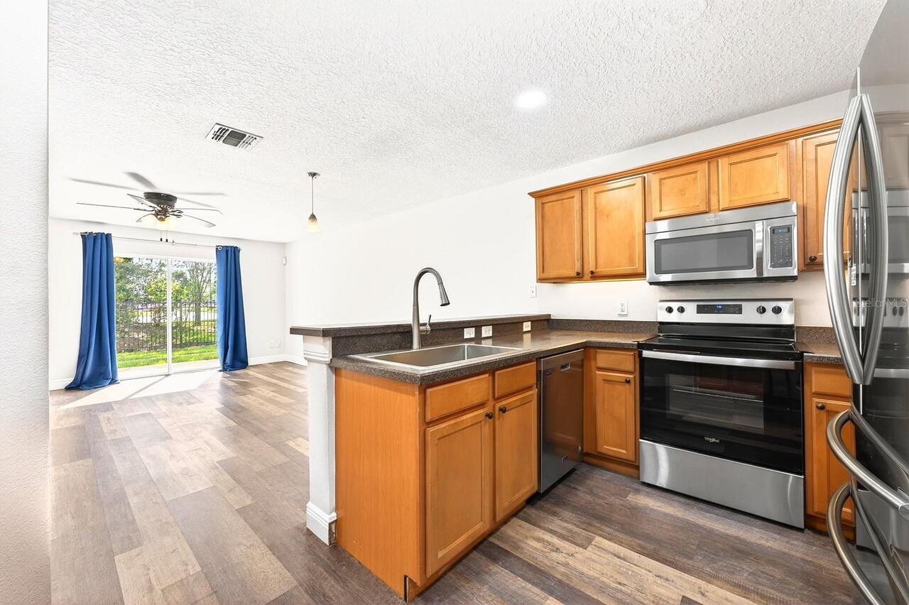 Listing Photo 16