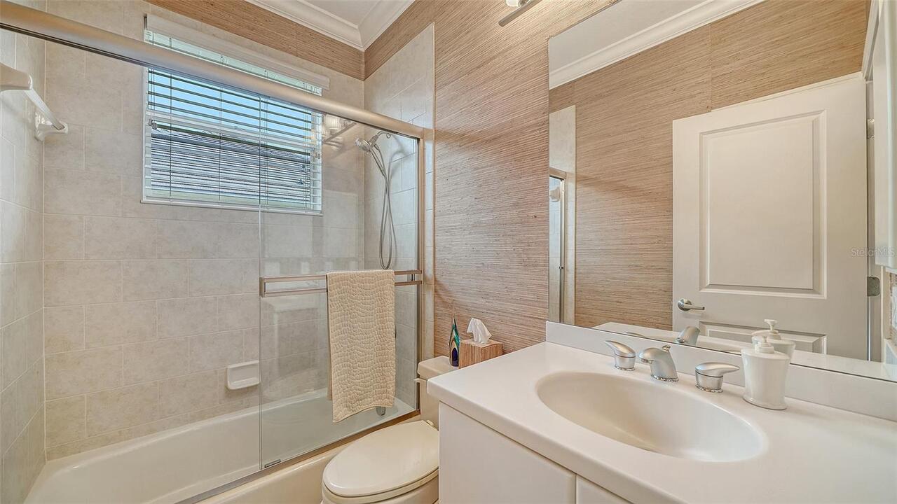 Listing Photo 33