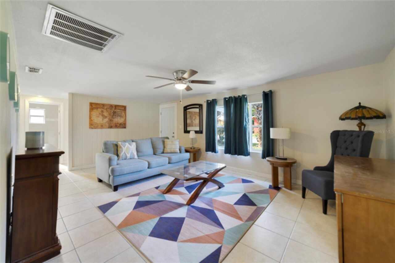 Listing Photo 7