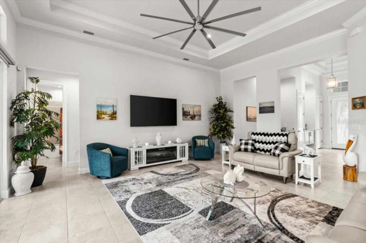 Listing Photo 15