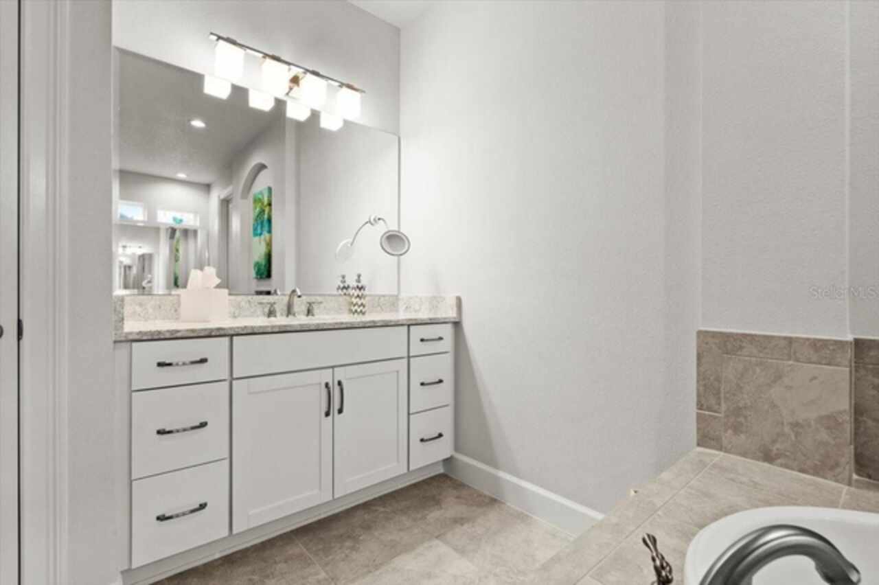 Listing Photo 28