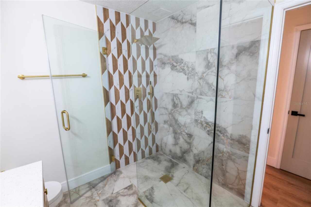Listing Photo 34