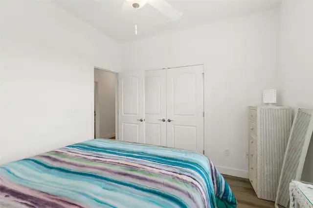 Listing Photo 23