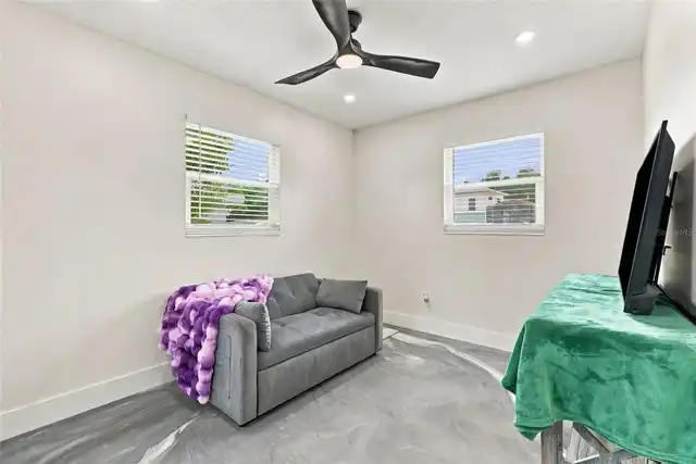 Listing Photo 23