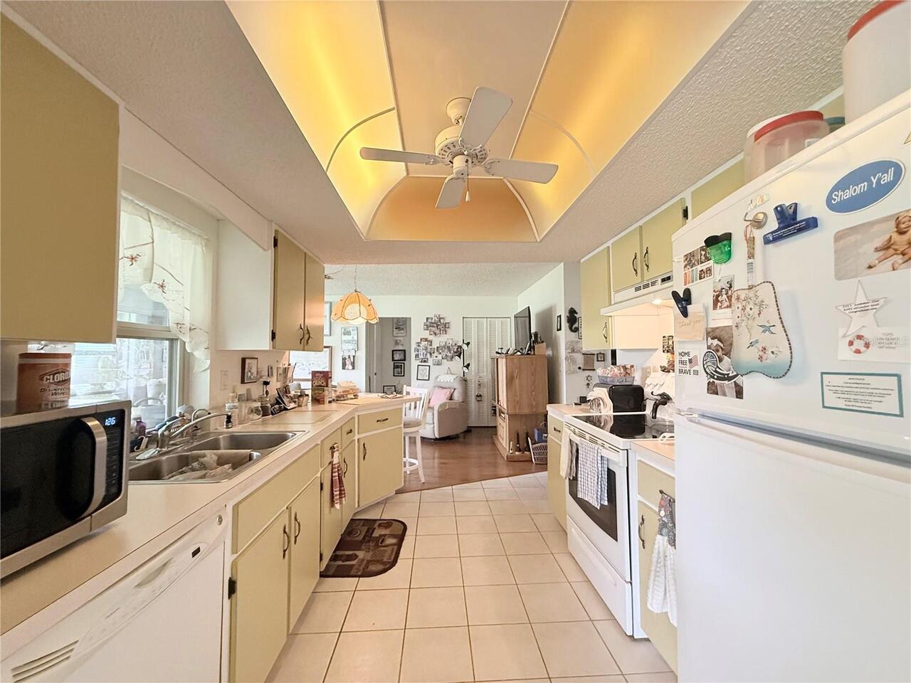 Listing Photo 14