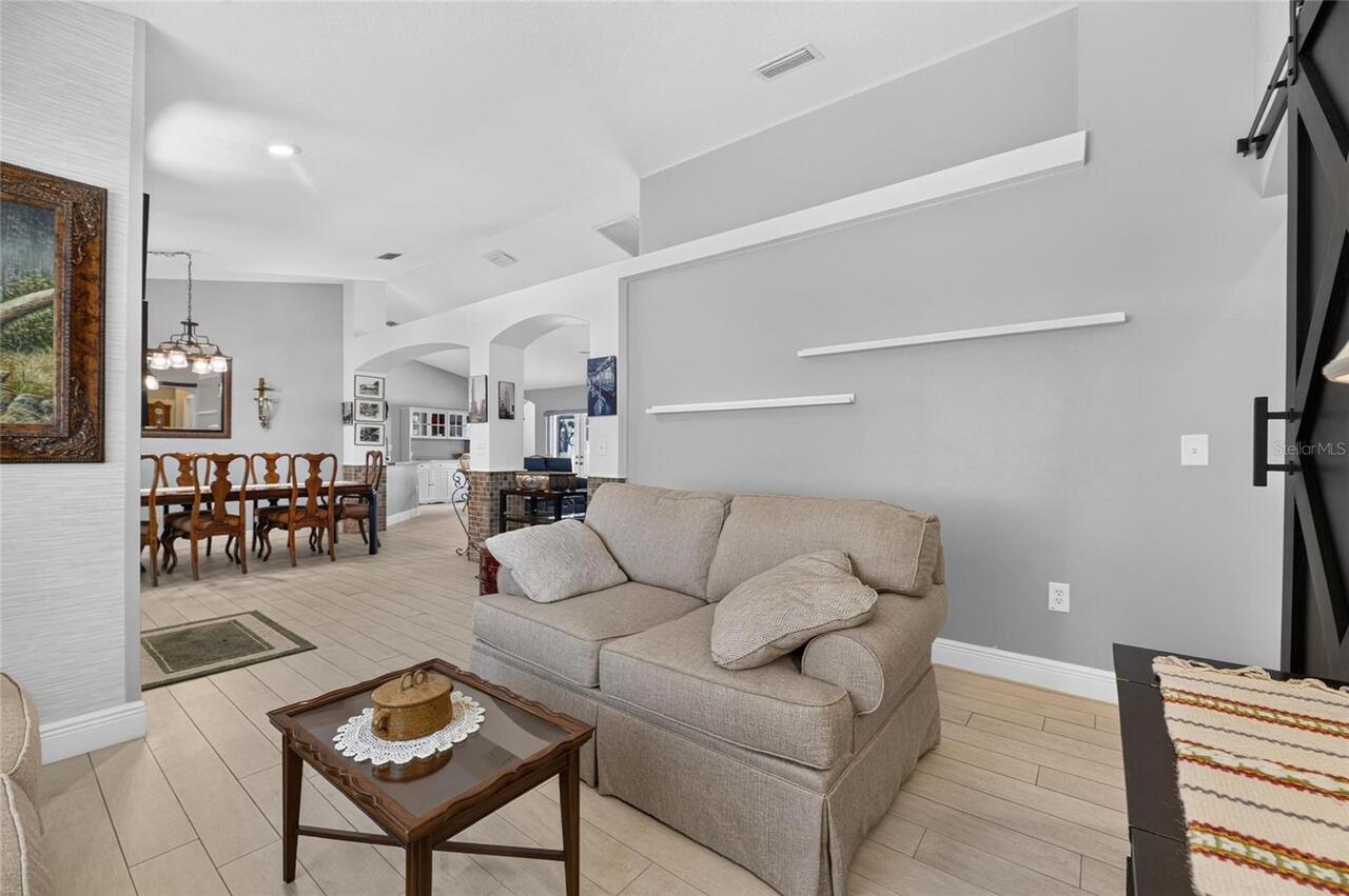 Listing Photo 16