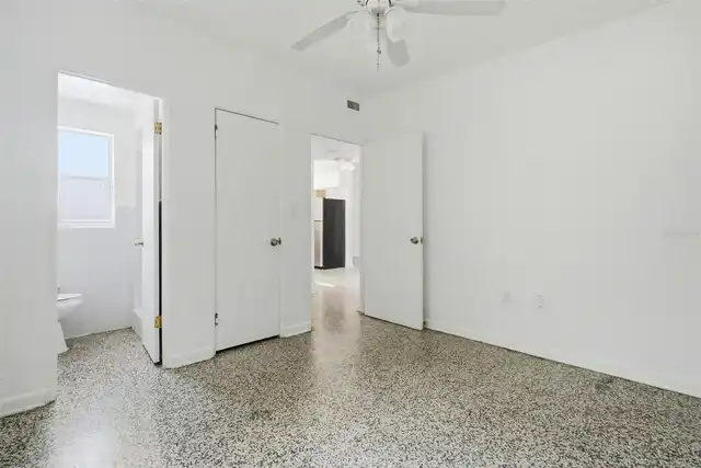 Listing Photo 16