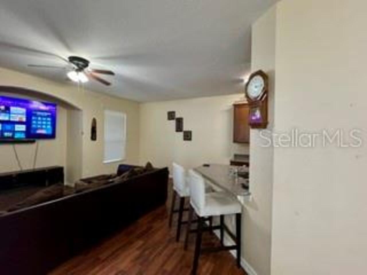 Listing Photo 8
