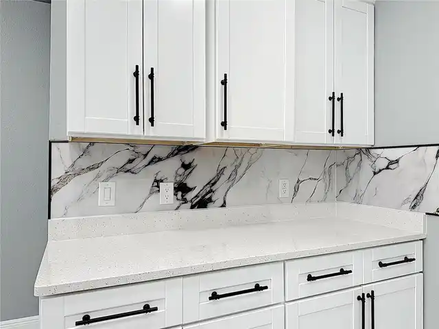 Listing Photo 18