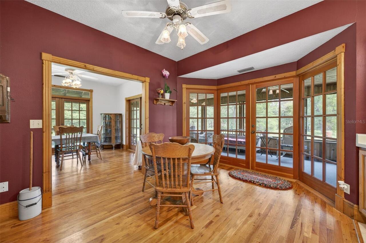 Listing Photo 18