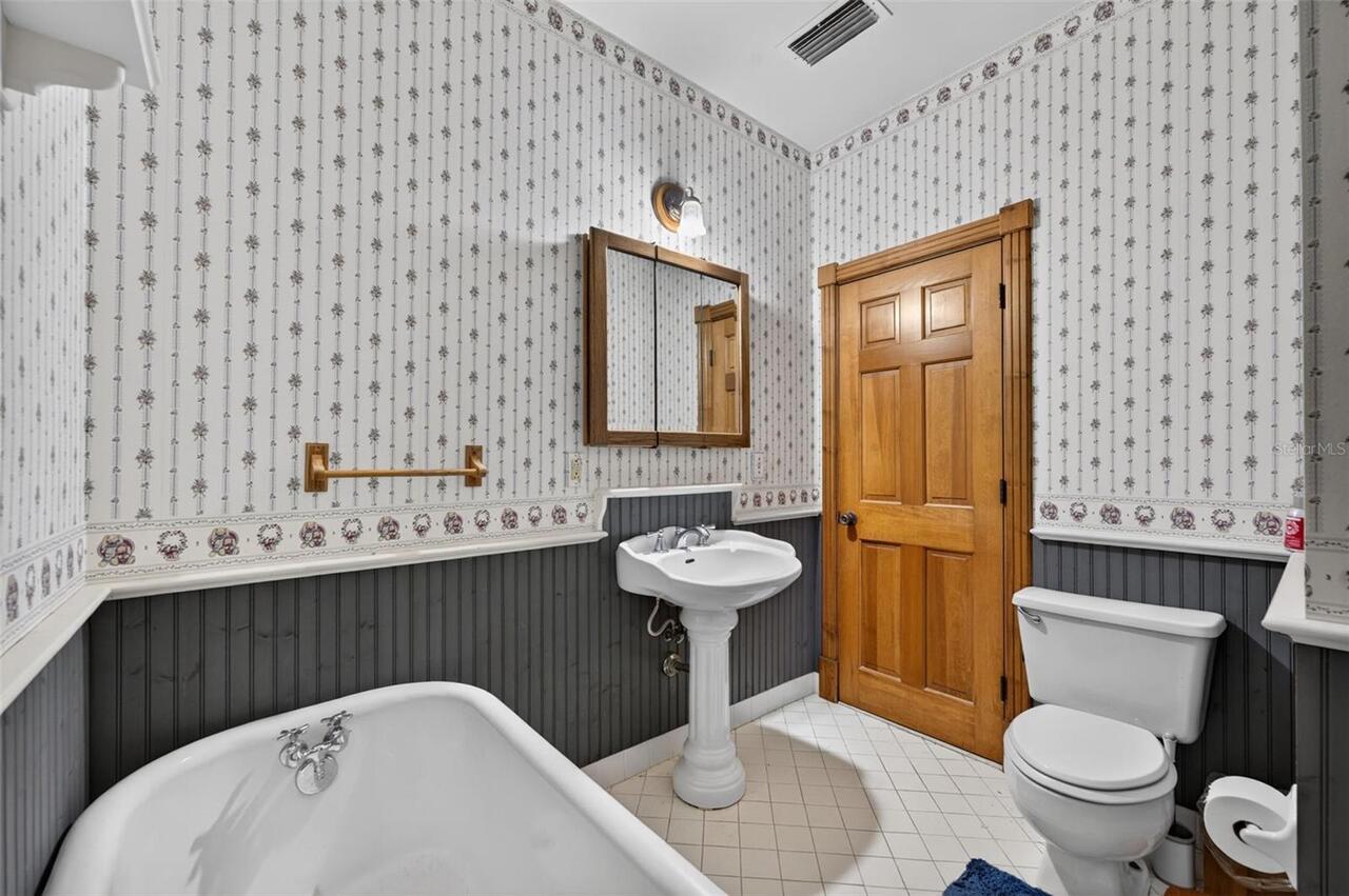 Listing Photo 32