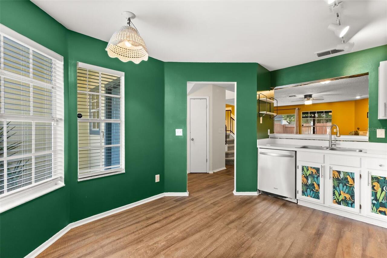 Listing Photo 11