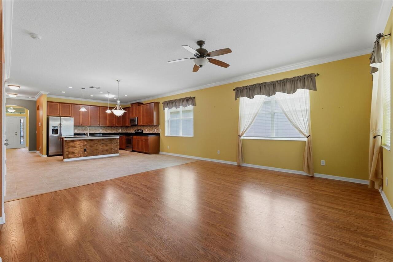 Listing Photo 14
