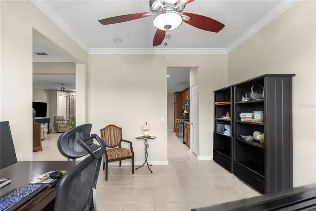 Listing Photo 8