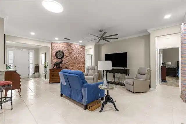 Listing Photo 13