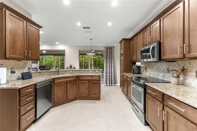 Listing Photo 25