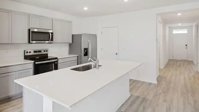 Listing Photo 8