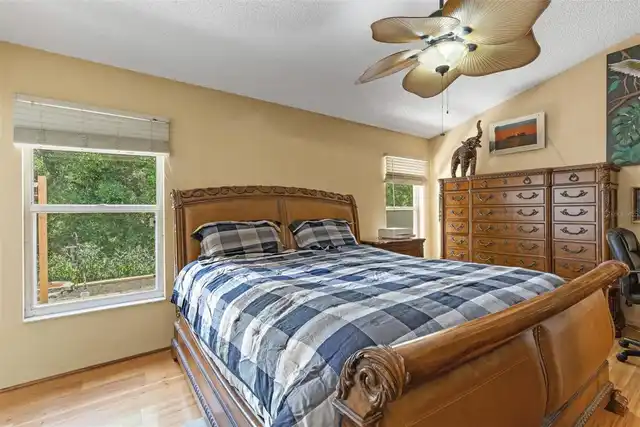 Listing Photo 19