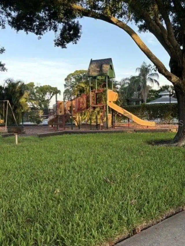 Listing Photo 44