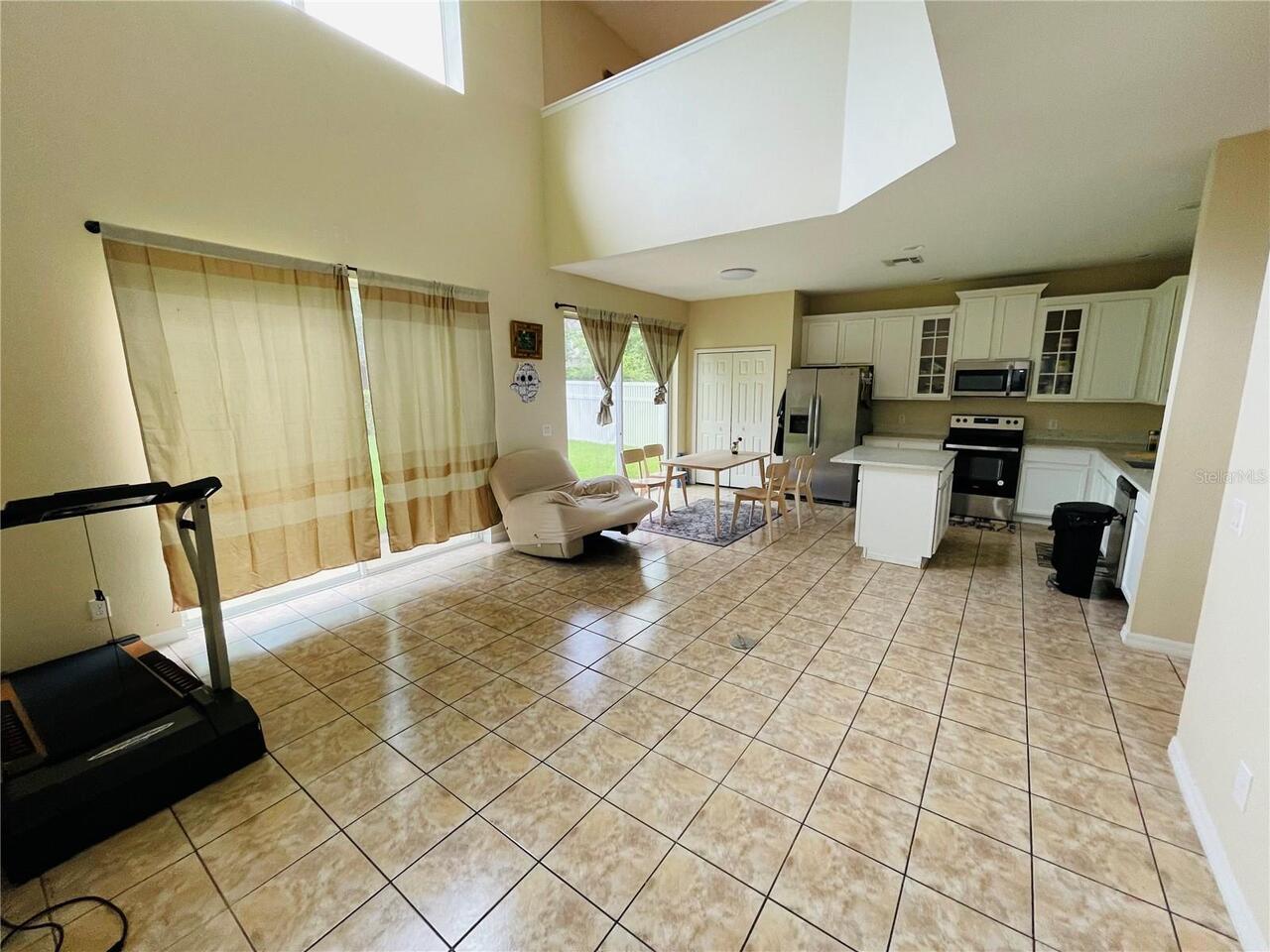 Listing Photo 9