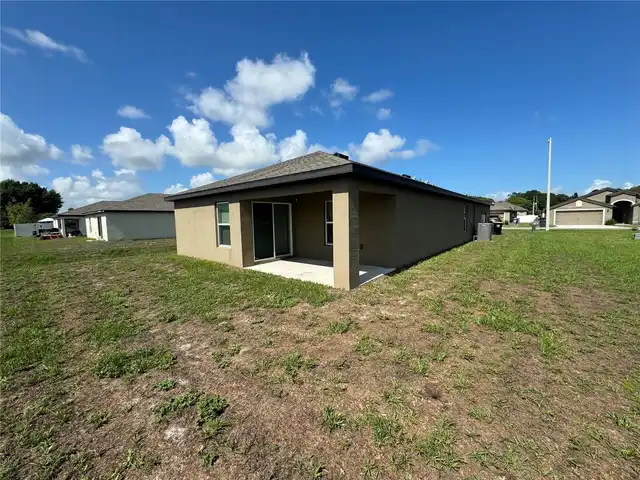Listing Photo 15