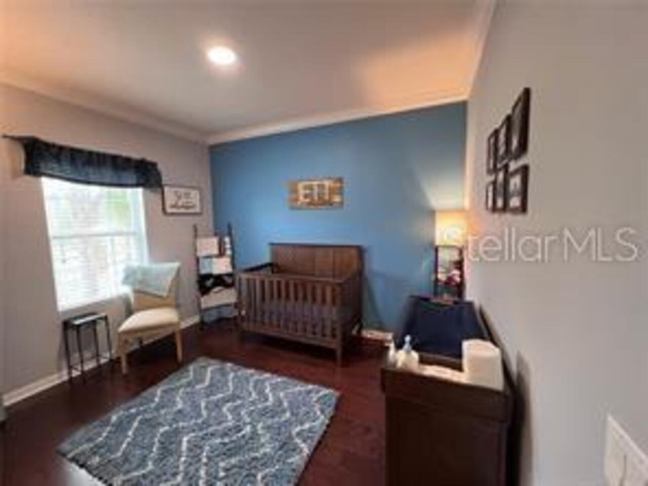 Listing Photo 9
