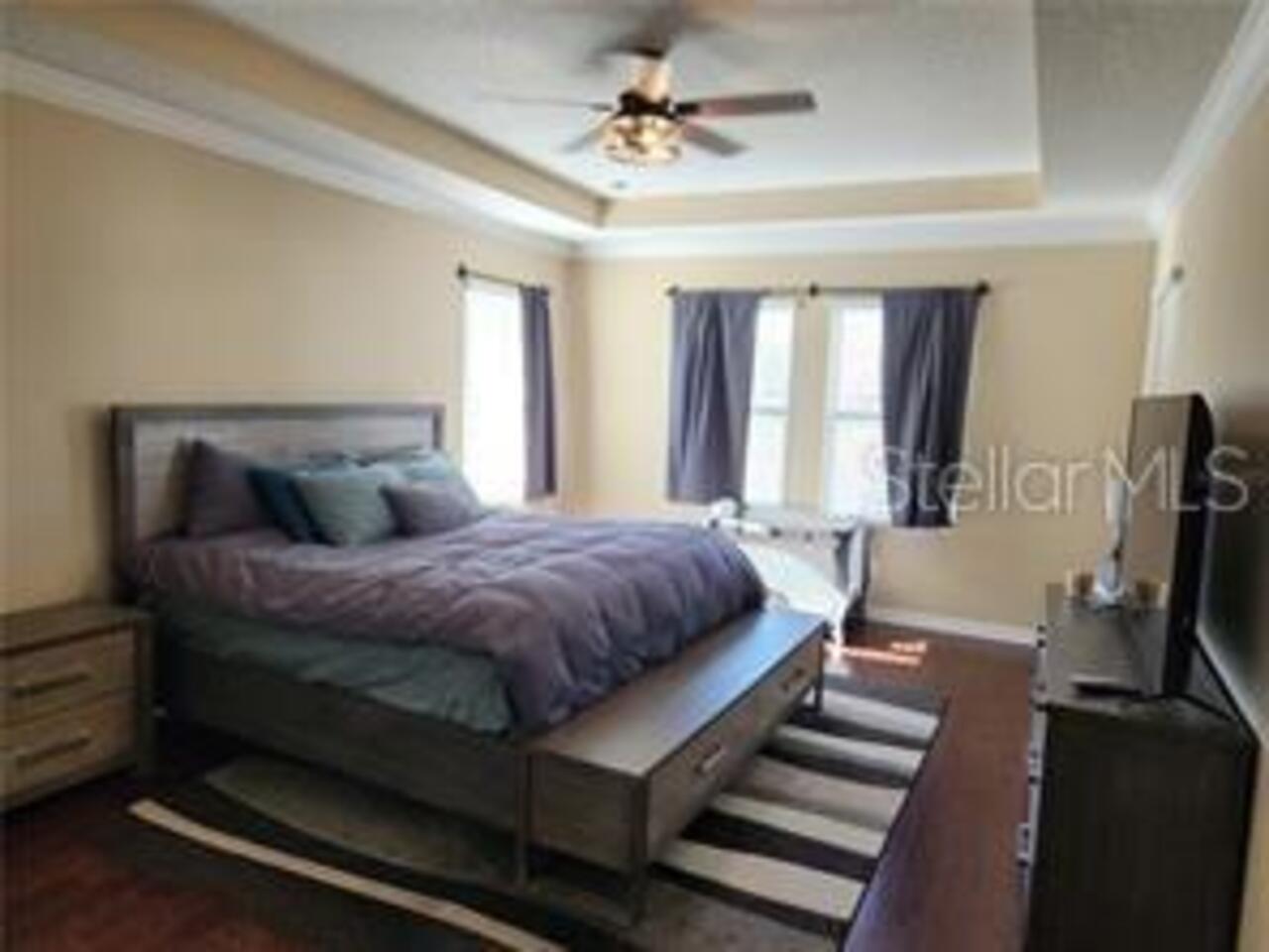 Listing Photo 12