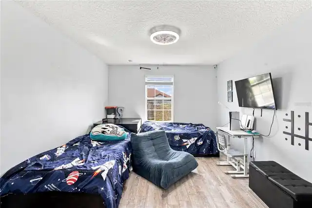 Listing Photo 37
