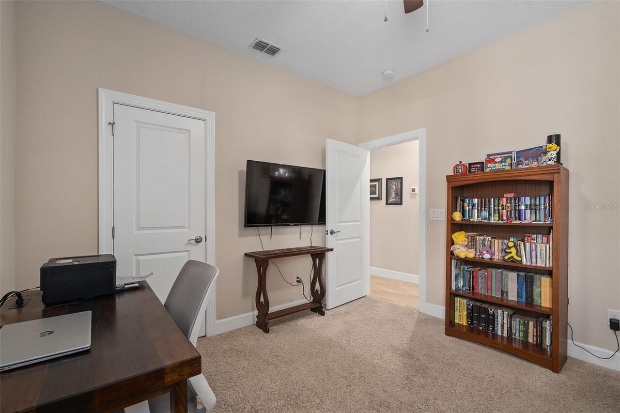 Listing Photo 22