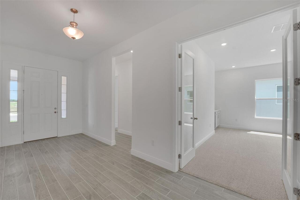 Listing Photo 12