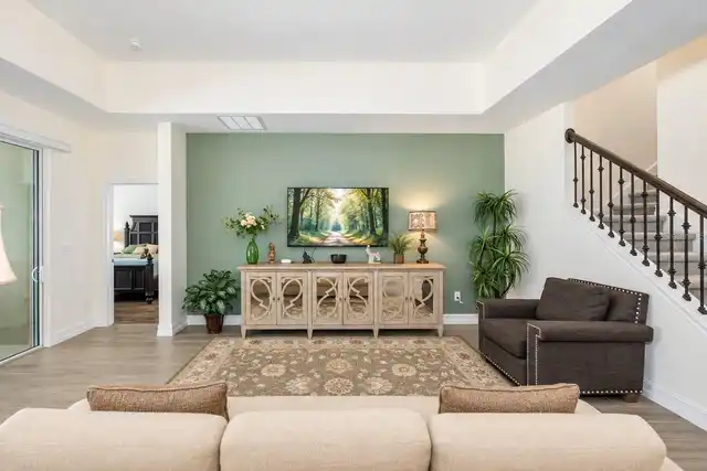 Listing Photo 18