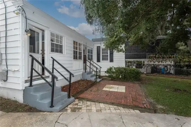 Listing Photo 18