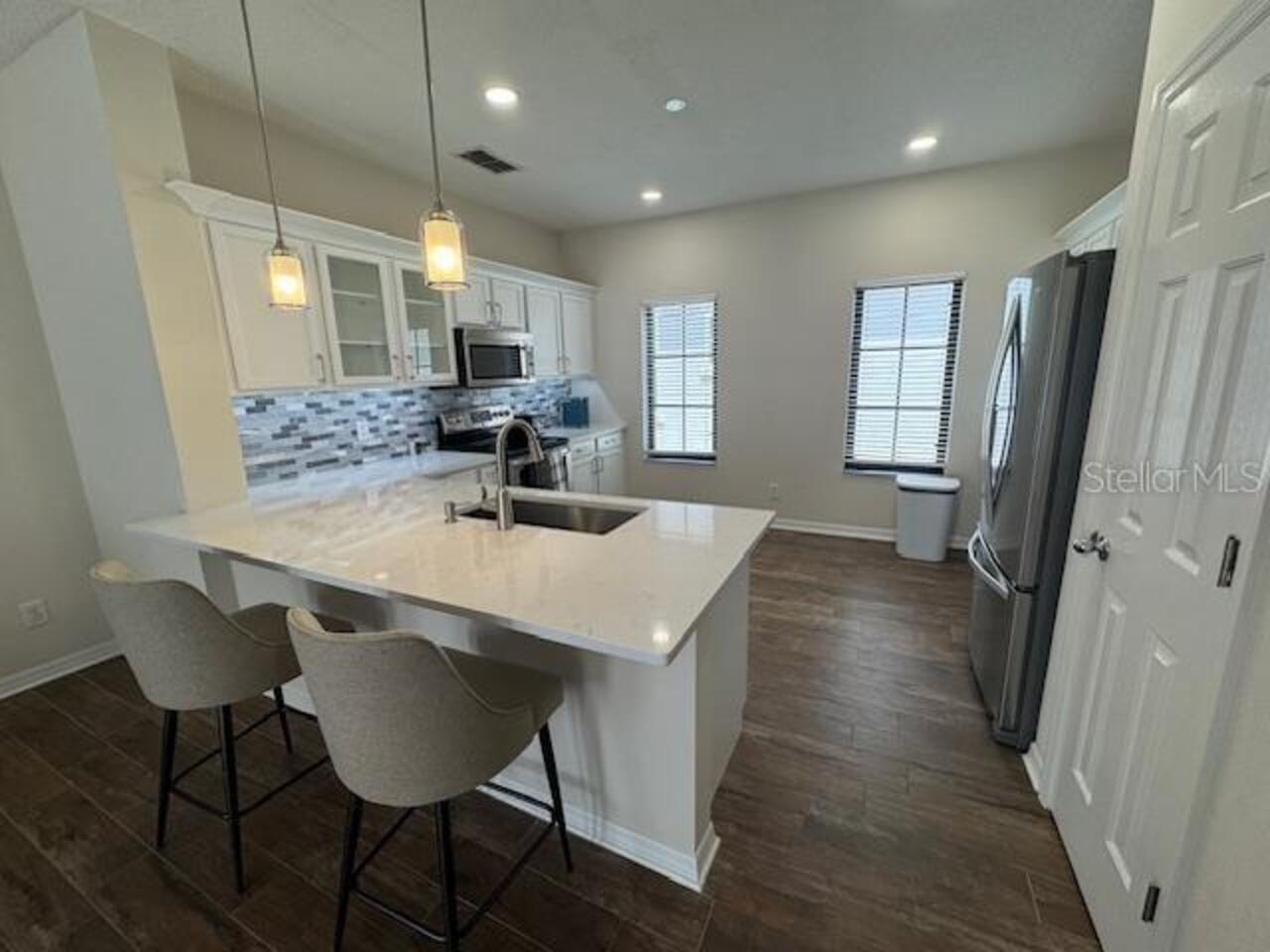 Listing Photo 11