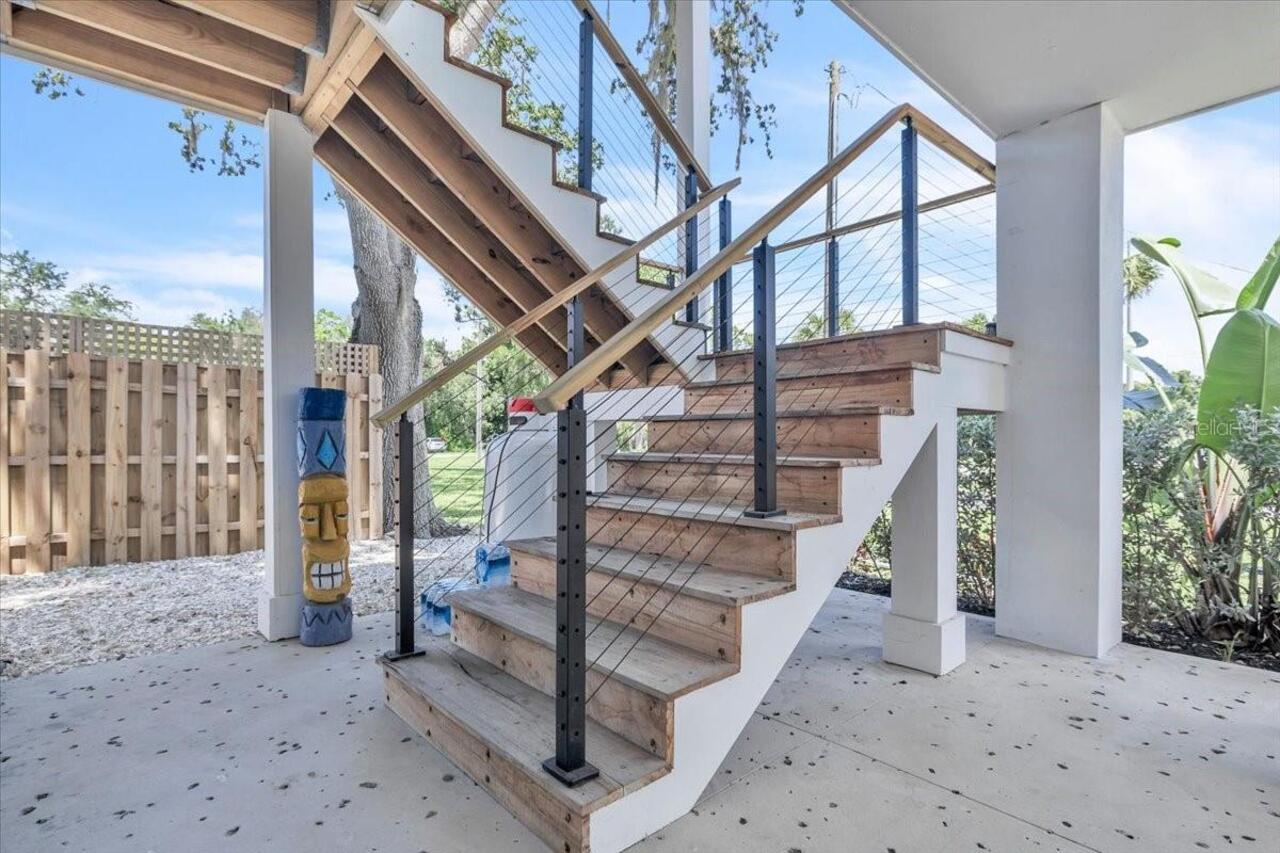 Listing Photo 10