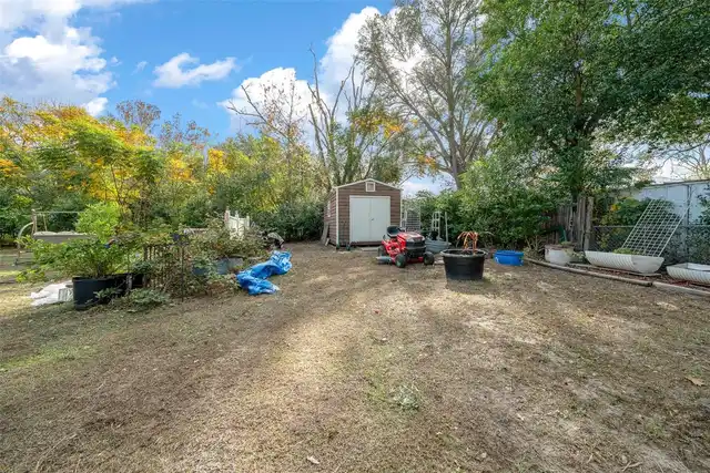 Listing Photo 35