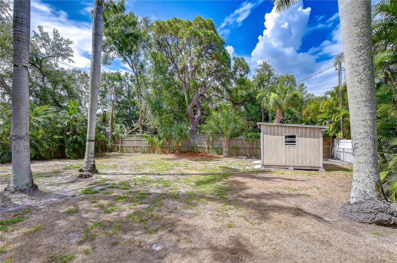 Listing Photo 8