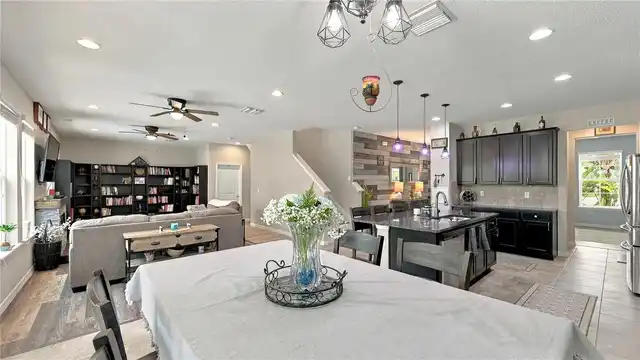 Listing Photo 14
