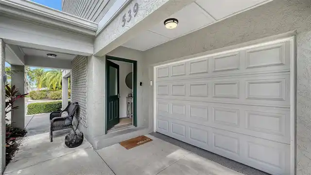 Listing Photo 8