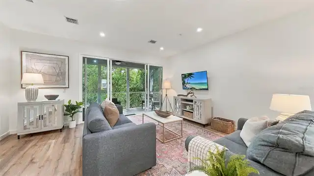 Listing Photo 13