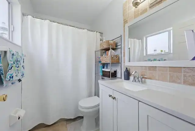 Listing Photo 18