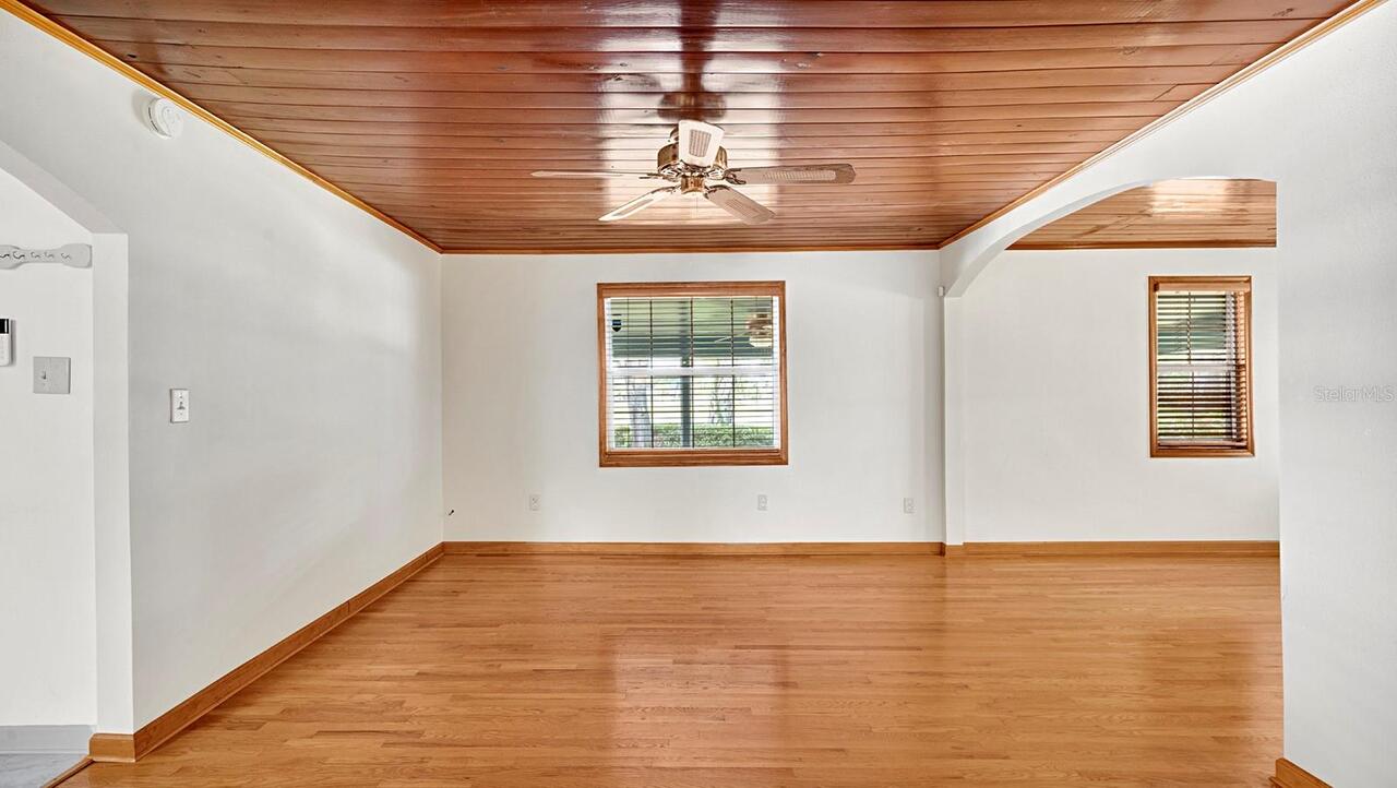 Listing Photo 13