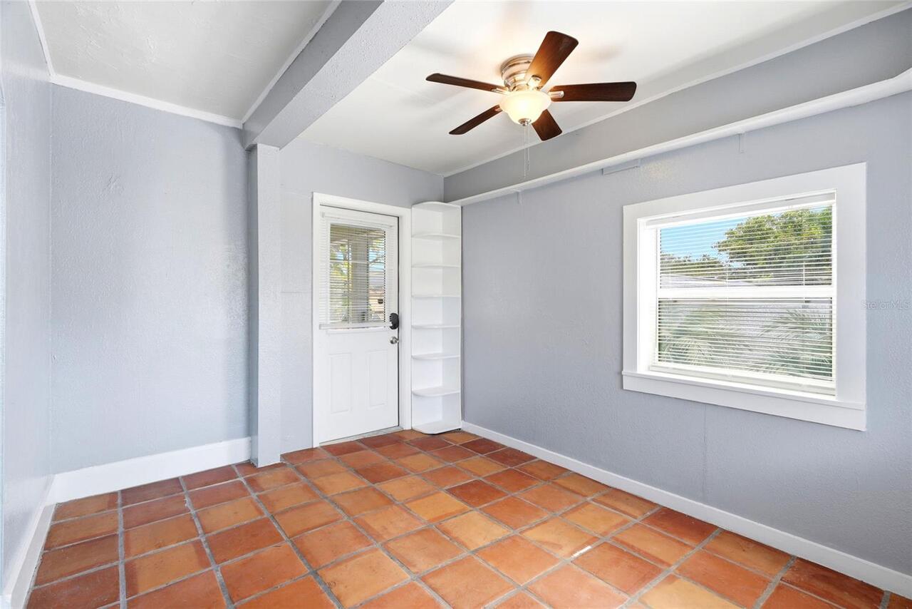 Listing Photo 16