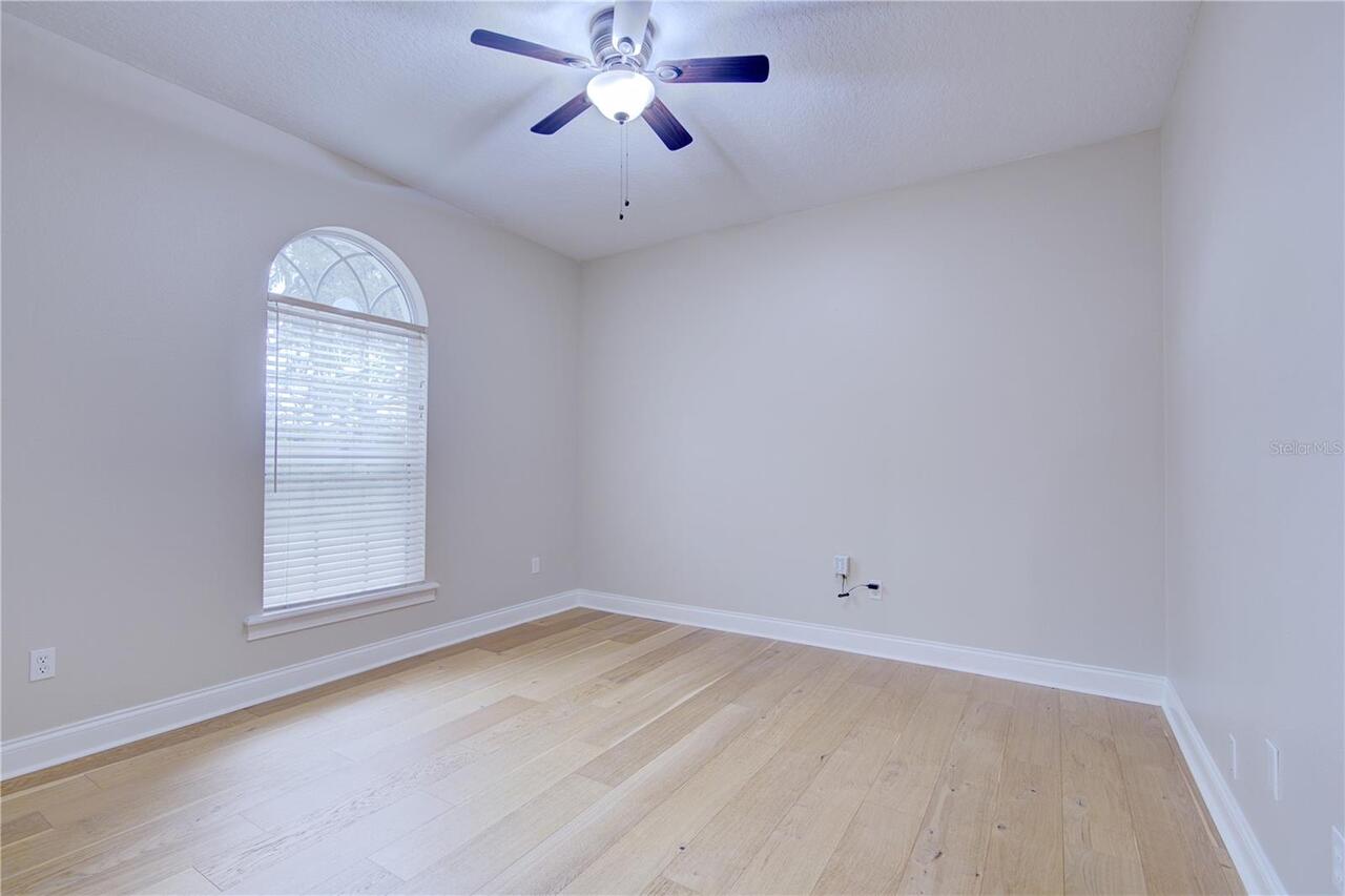Listing Photo 43
