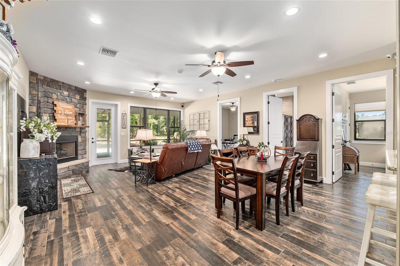 Listing Photo 8